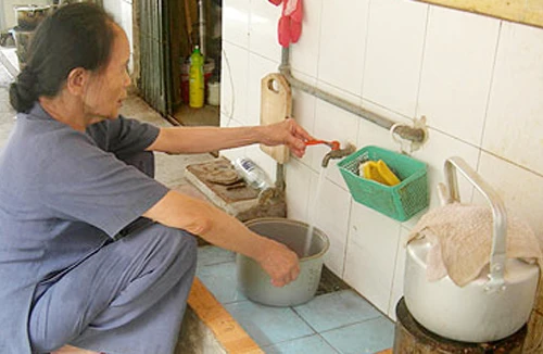 Hộ gia đình cũng phải đóng phí bảo vệ môi trường 