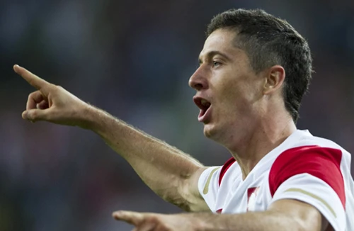 Đại bàng tung cánh 