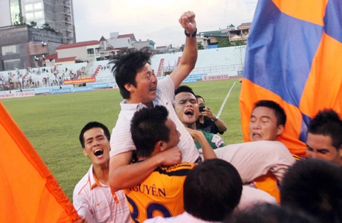 Đà Nẵng vô địch ngoạn mục 
