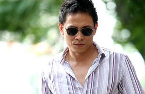 Không câu khách bằng cảnh “nóng” 