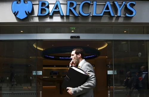 Vụ bê bối lãi suất ngân hàng chấn động nước Anh