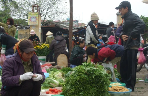 Thực phẩm sau tết - giá trên trời 