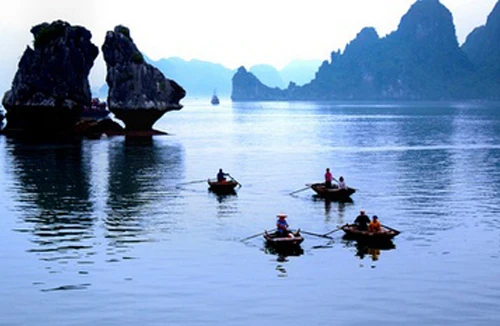 Vịnh Hạ Long chính thức là kỳ quan thế giới mới