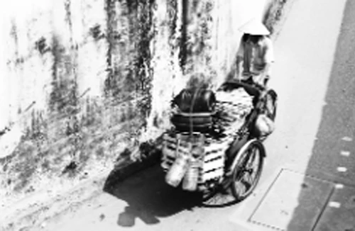 Đến Huế, dạo phố bằng xích lô 