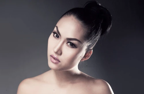 Để trở thành người mẫu tôi cũng phải “trầy da tróc vẩy”