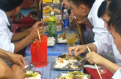 Đề phòng ngộ độc Thực phẩm mùa thi