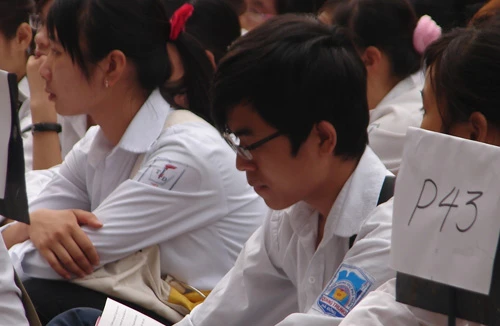 Thi tốt nghiệp THPT 2012: 3 đối tượng được xét miễn thi 