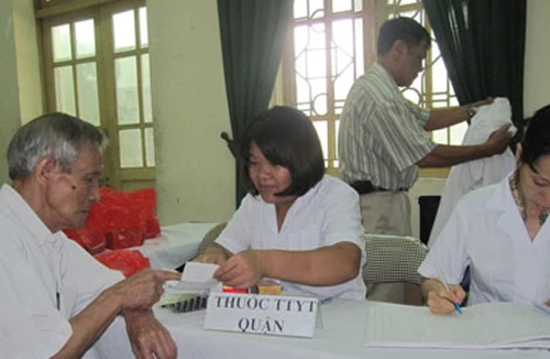 Thắp lửa tri ân đến từng nhà