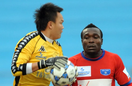 Ngoại binh ở V-League: Cạm bẫy giăng đầy