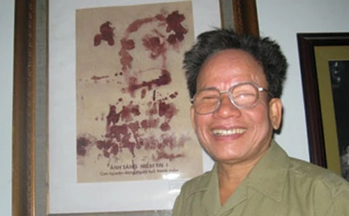 “Hỏng mắt con tạc tượng Người“ 