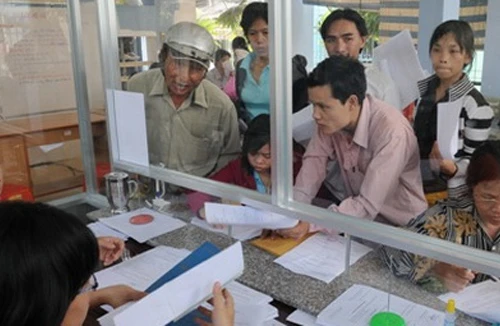 Đóng bảo hiểm thất nghiệp tăng bất thường 