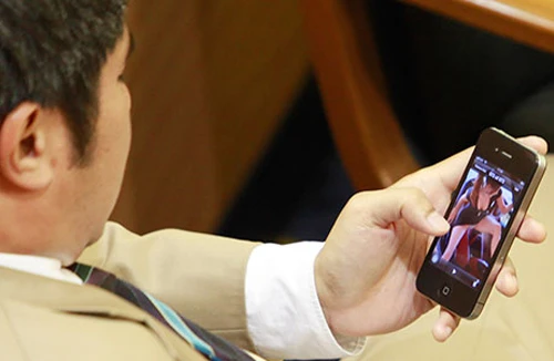 Quốc hội Thái Lan chấn động vì ảnh khiêu dâm 