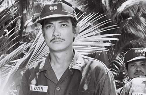 Nghệ sĩ Chánh Tín không nổi danh nhờ “cái mã” 