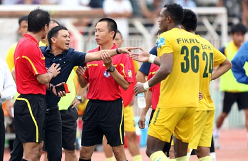 Thầy thoát án, trò dính phạt nặng 