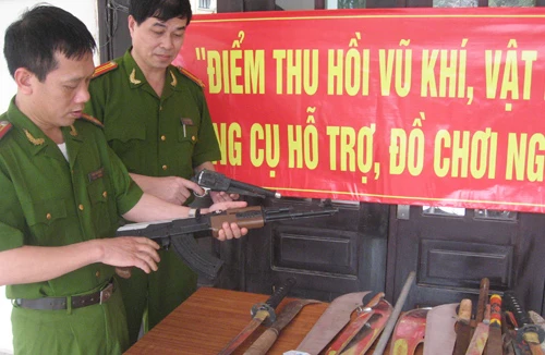 Kiểm tra, tuyên truyền để nâng cao tự giác