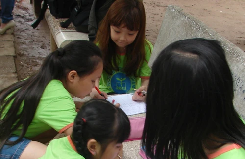 Vụ lộn xộn xin học trường Thực nghiệm: Nên thông cảm với phụ huynh