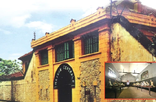 Tết trong xà lim biệt giam Hỏa Lò