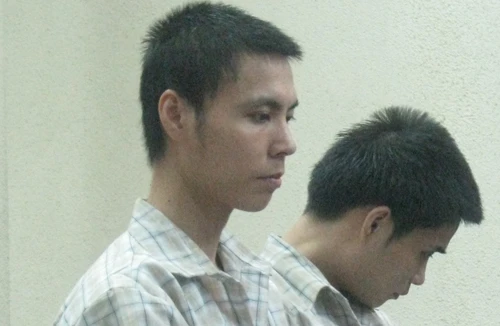 Dùng dịch vụ nhạy cảm làm “mồi” nhử