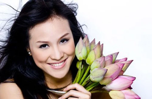 “Nữ tù nhân” Phương Mai thi siêu mẫu