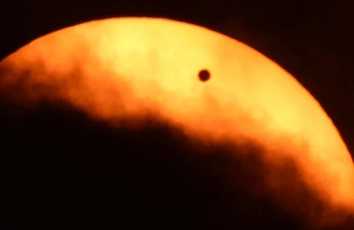 Hiện tượng thiên văn thế kỷ kỳ thú 