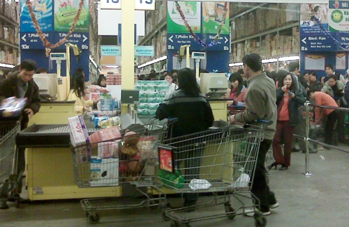 Dự thảo Nghị định về Thanh toán không dùng tiền mặt: Chỉ thích “tiền trao cháo múc”