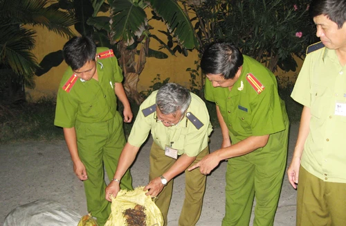 Ăn bẩn đến bao giờ? 