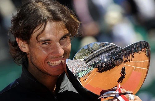 Nadal khuất phục Djokovic 