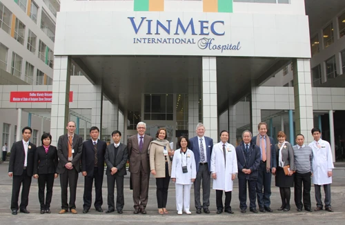 Đoàn đại biểu Vương quốc Bỉ đến thăm bệnh viện Đa khoa quốc tế VINMEC 