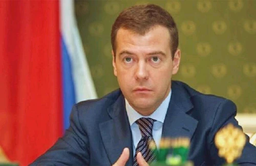 Quyền lực không nên nằm trong tay một người