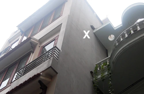 “Kỳ án” tại nhà nữ tiếp viên hàng không