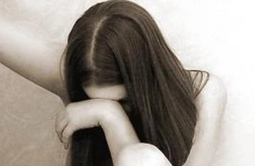 Chữ trinh còn một chút này