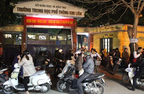 Đỡ tắc đường, nhưng mệt phờ cơm nước