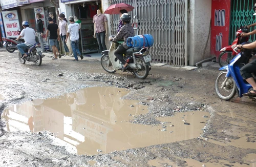 Đường làng giữa thủ đô 