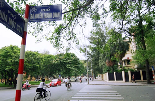 Từ 19-5 thí điểm phố đi bộ quanh Lăng Bác