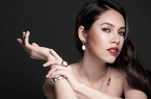 Hoàng My được chọn vì.. ít scandal nhất?