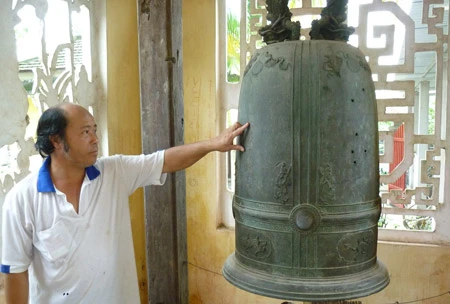 Kỳ bí quả chuông đồng có tiếng vang hàng trăm dặm