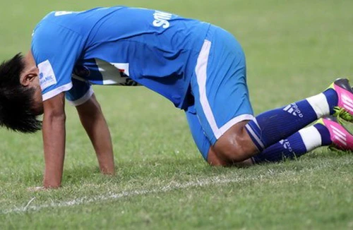 Nhiều ông “bầu” muốn bỏ bóng đá