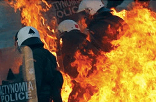 Vì đâu nên nỗi?