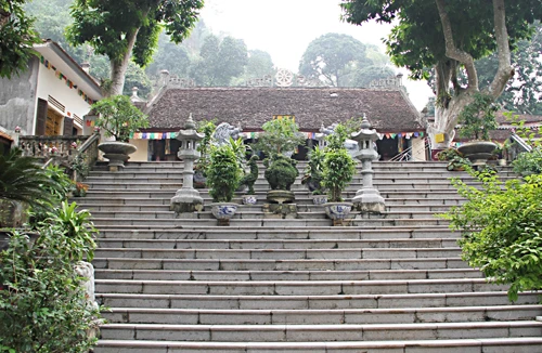 Vãn cảnh chùa Hương mùa không hội