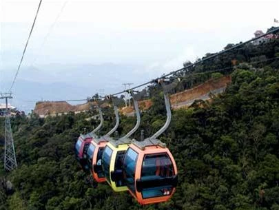 Bồng bềnh trên đỉnh Bà Nà