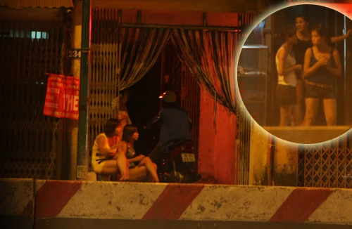 Những “phố vẫy” ở Hà Nội: Khó nhổ sạch “cỏ dại”