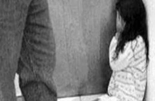 Hành vi báng bổ trong ngày xây mộ tổ