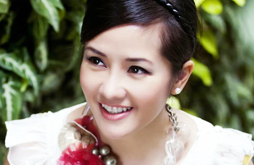 Ca sĩ Hồng Nhung: “Vẫn giữ được cốt cách người Hà Nội”