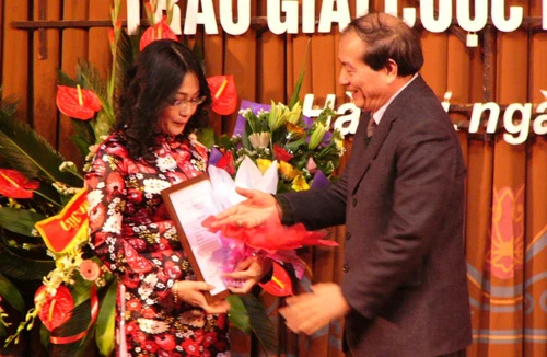 Khép lại cuộc thi thơ lục bát văn nghệ quân đội