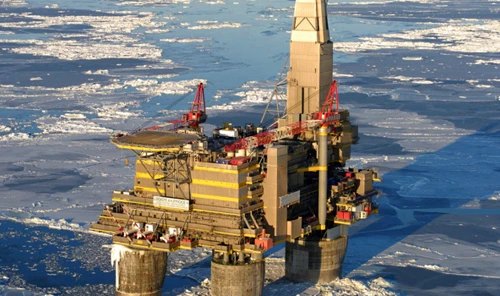 Bắt tay khai thác Bắc cực 