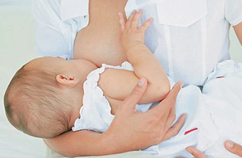 Thực phẩm phụ nữ cho con bú nên tránh 