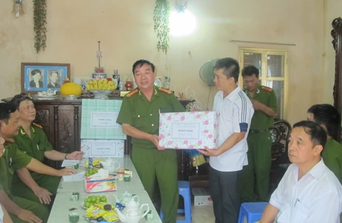 Chiến sỹ PCCC dũng cảm cứu người