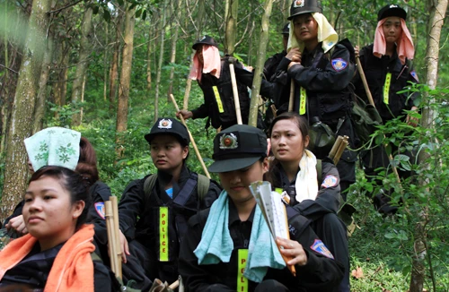 Hành quân xuyên rừng cùng lính đặc nhiệm