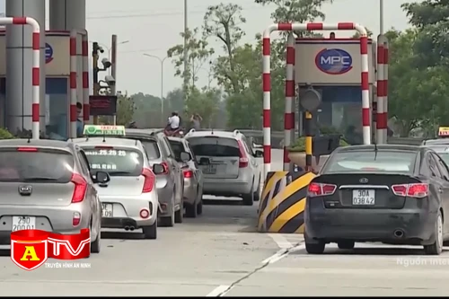 Sẽ tạm dừng hoạt động trạm thu phí nếu không triển khai thu phí điện tử không dừng