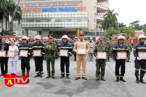 Diễn tập phương án PCCC và CNCH tại Học viện CSND